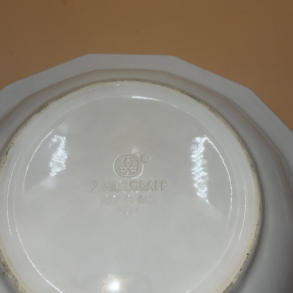 Pfaltzgraff USA Heritage White 10” Round Rimmed Vegetable Serving Nappy Bowl - Picture 4 of 4